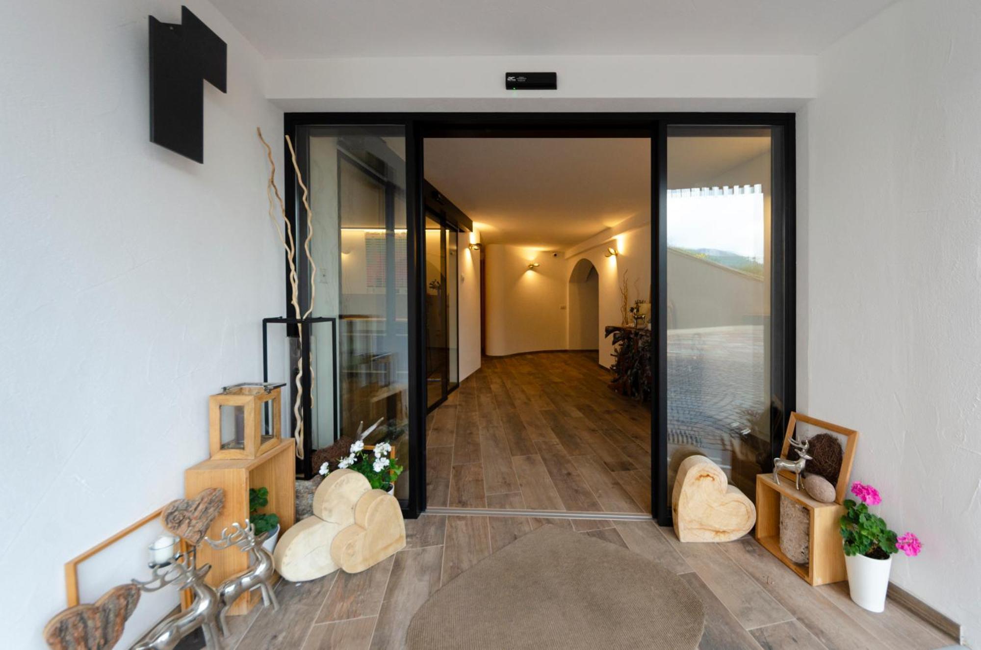 Mason La Zondra Aparthotel Vigo di Fassa Exterior foto