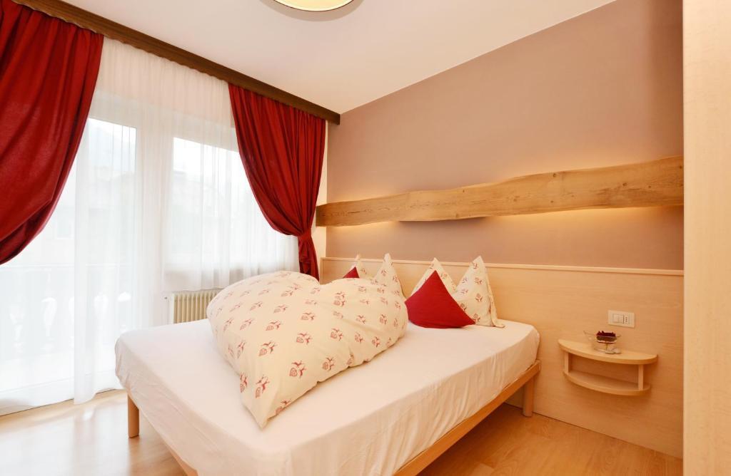 Mason La Zondra Aparthotel Vigo di Fassa Cameră foto