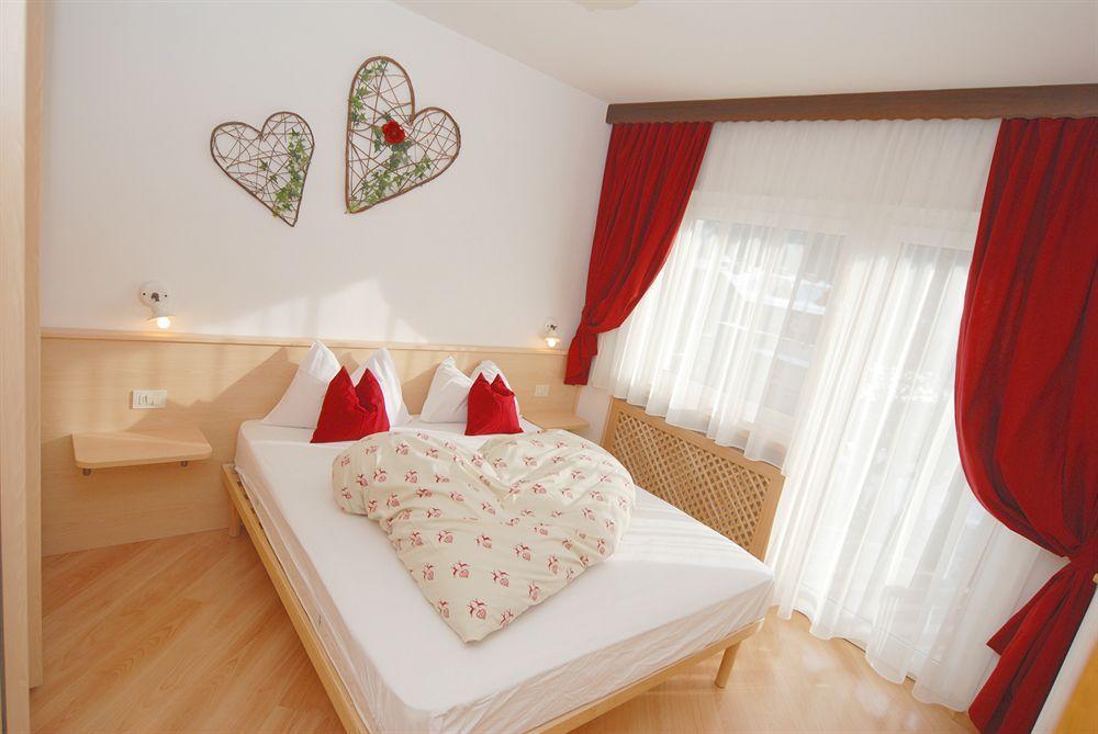 Mason La Zondra Aparthotel Vigo di Fassa Exterior foto