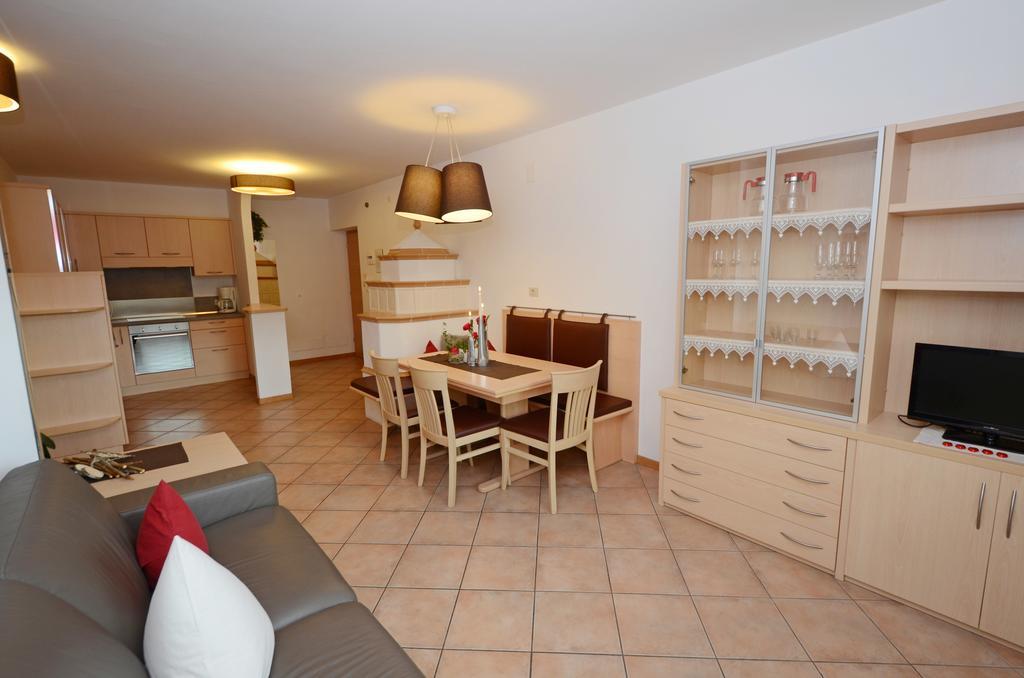 Mason La Zondra Aparthotel Vigo di Fassa Cameră foto
